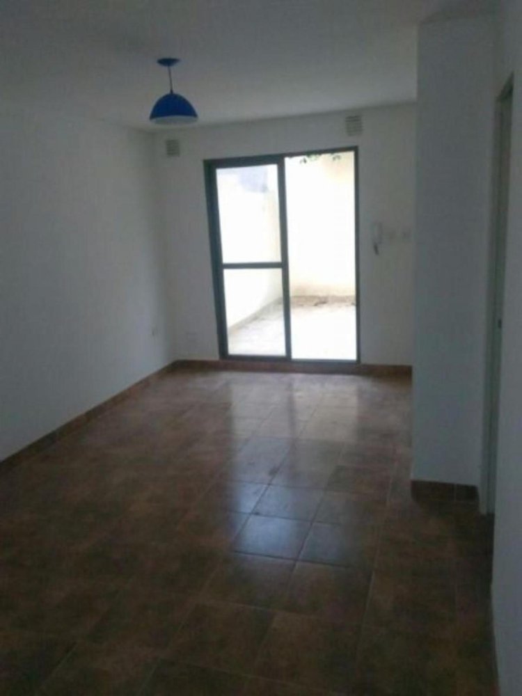 2 bedrooms House in Moreno, Argentina No. 103254