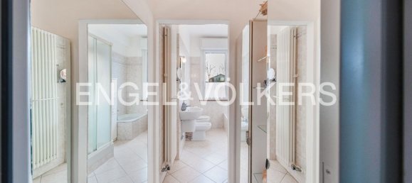 5 rooms Villa in Legnano, Italy No. 126673 9