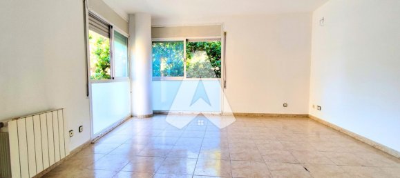3 bedrooms Apartment in Castelldefels, Spain No. 159064 2