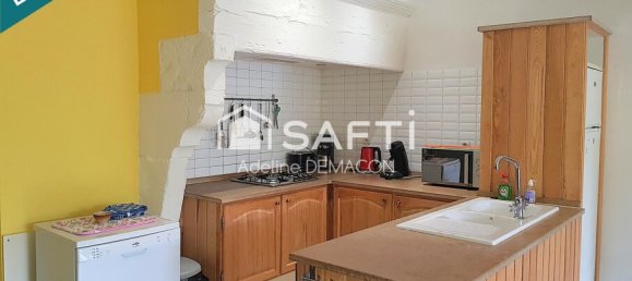 3 bedrooms House in Dombras, France No. 358335 3