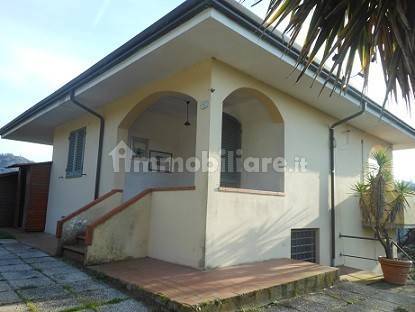 2 Schlafzimmer Villa in Camaiore, Italy, Nr. 130658
