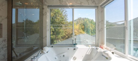 4 bedrooms House in Hua Hin, Thailand No. 74152 18