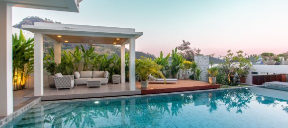 4 bedrooms House in Hua Hin, Thailand No. 74152 3