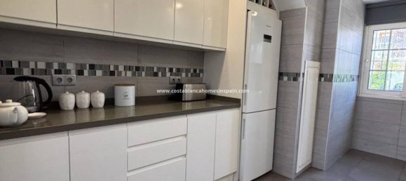 3 bedrooms Villa in Alicante, Spain No. 185754 21