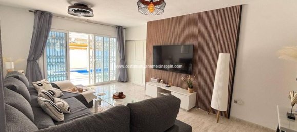 3 bedrooms Villa in Alicante, Spain No. 185754 6