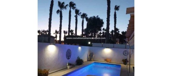 3 bedrooms Villa in Alicante, Spain No. 185754 13