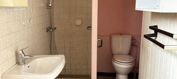 2 bedrooms House in Montoire-sur-le-Loir, France No. 67114 6