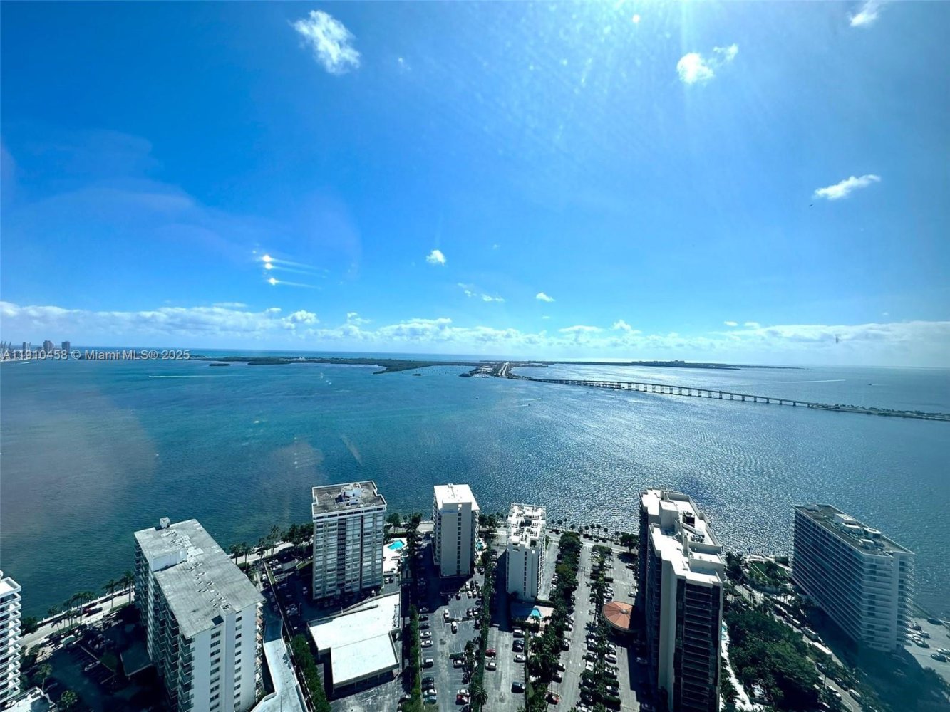 3 dormitorios propiedad comercial en alquiler en Miami, Miami-Dade, Florida, USA № 614914