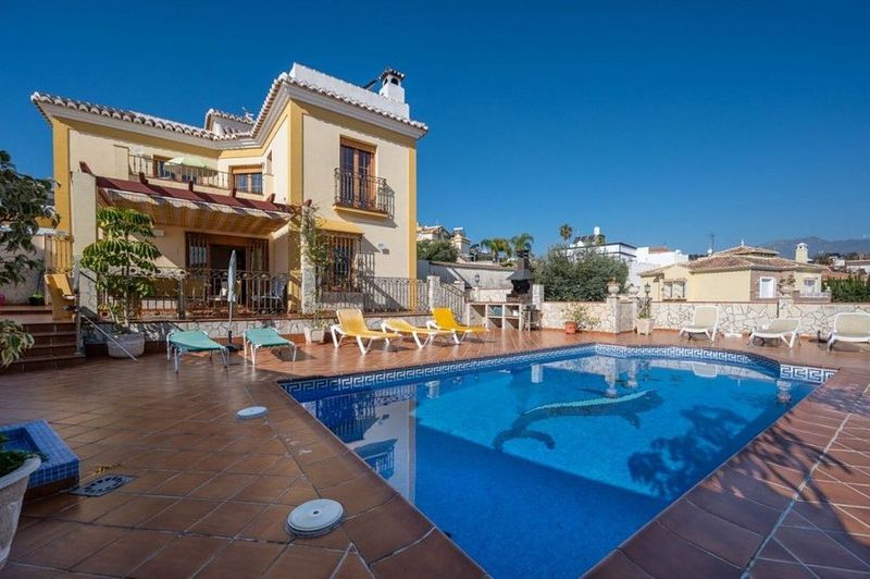 7 bedrooms Villa in Nerja, Spain No. 231442