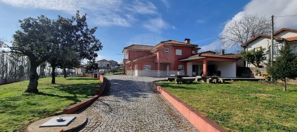 4 bedrooms House in Amarante, Portugal No. 18798 5