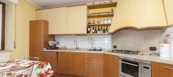 3 rooms Apartment in Ponte Nossa, Italy No. 136474 4