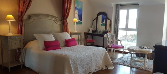  Castillos de 12 dormitorios en Ennordres, France No. 71042 8