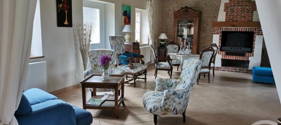  Castillos de 12 dormitorios en Ennordres, France No. 71042 31