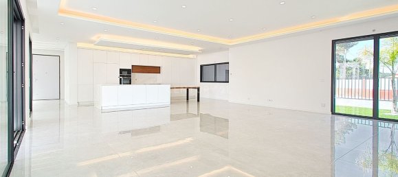 5 bedrooms House in Corroios, Portugal No. 103512 12