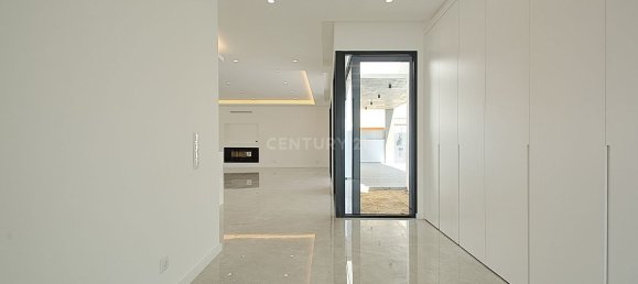 5 bedrooms House in Corroios, Portugal No. 103512 8