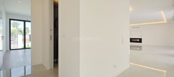 5 bedrooms House in Corroios, Portugal No. 103512 21