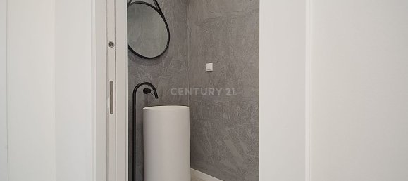 5 bedrooms House in Corroios, Portugal No. 103512 3