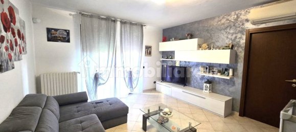 Apartamento de 2 dormitorios en Zeccone, Italy No. 375121 4