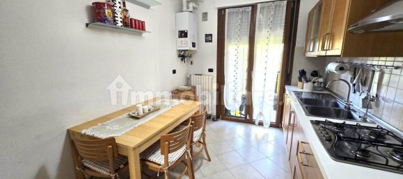 Apartamento de 2 dormitorios en Zeccone, Italy No. 375121 10