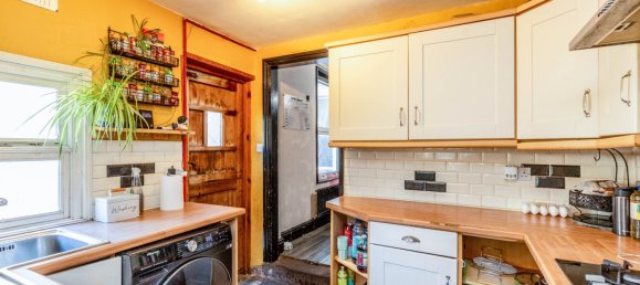 3 bedrooms House in Clevedon, United Kingdom No. 2346 8