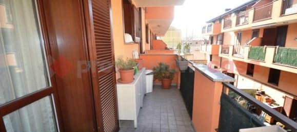 Apartamento de 2 habitaciónes en Pioltello, Italy No. 13716 14