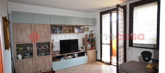 Apartamento de 2 habitaciónes en Pioltello, Italy No. 13716 5