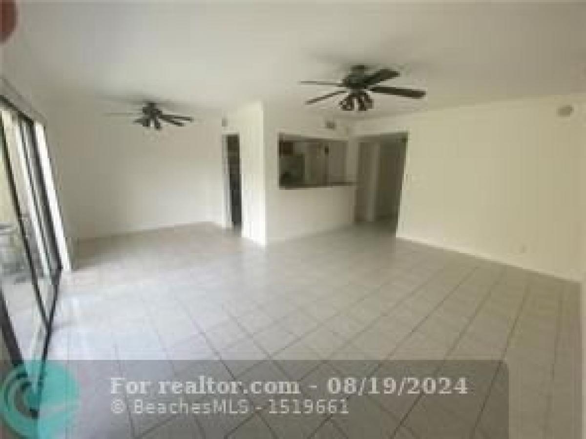 Casa de 2 dormitorios en Coral Springs, USA No. 376723