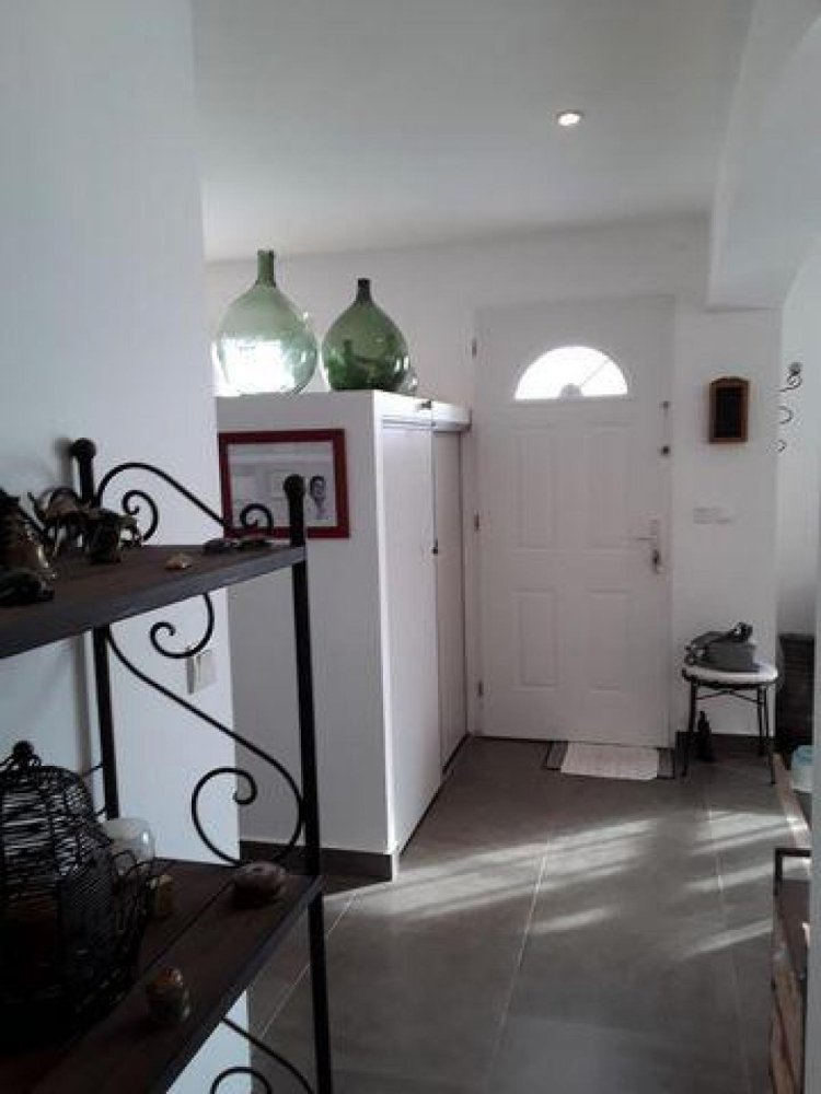 2 bedrooms House in Sorgues, France No. 8589