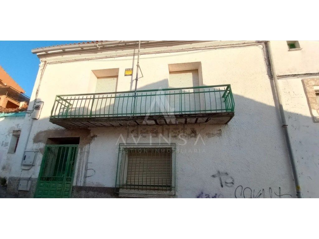3 bedrooms Townhouse in Los Santos de la Humosa, Spain No. 73461