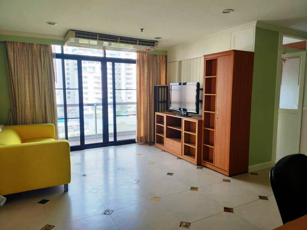 2 bedrooms Condo in Bangkok, Thailand No. 7128
