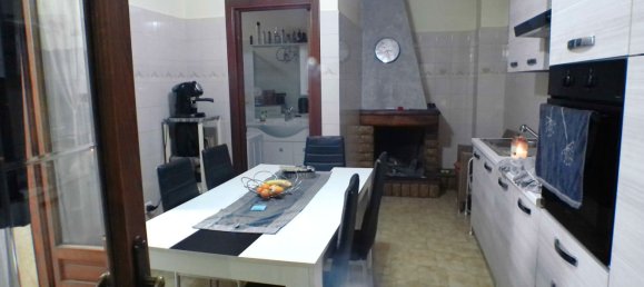 Квартира с 7 комнатами в Сава, Италия № 166283 5