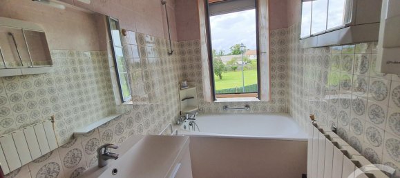 Casa de 5 dormitorios en Bouesse, France No. 270669 5