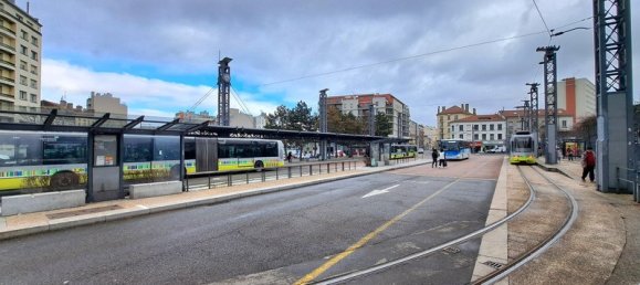 2 bedrooms Apartment in Saint-Etienne, France No. 193456 23