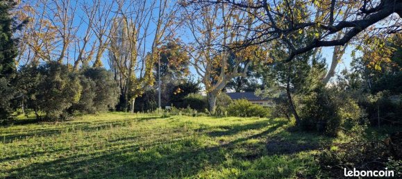  قطعة أرض في Maussane-les-Alpilles, France 299متر مربع رقم 102980 2