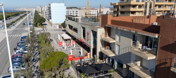 Propriété commerciale à Vila do Conde, Portugal 140m² No. 79794 45