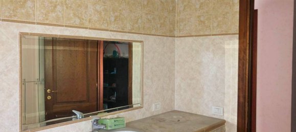 3 bedrooms Apartment in Rome, Italy No. 45562 8