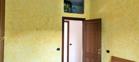 3 bedrooms Apartment in Rome, Italy No. 45562 28