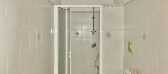 3 bedrooms Apartment in Rome, Italy No. 45562 11