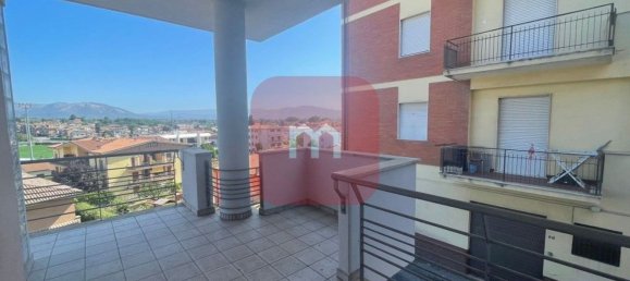 3-salle Appartement à Artena, Italy No. 203078 19