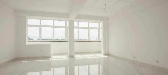 3 bedrooms Apartment in Cascais, Portugal No. 189880 4