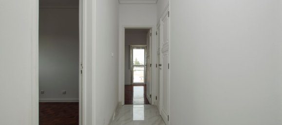 3 bedrooms Apartment in Cascais, Portugal No. 189880 9