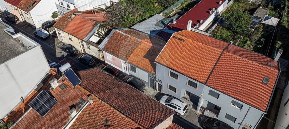 9 bedrooms House in Sao Mamede de Infesta, Portugal No. 26247 23