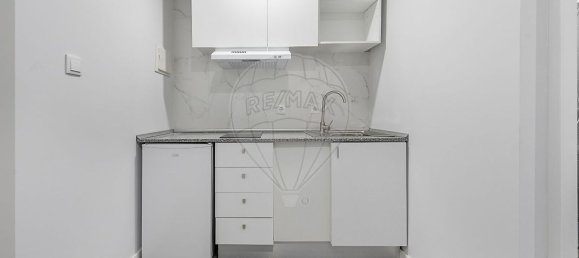 9 bedrooms House in Sao Mamede de Infesta, Portugal No. 26247 16