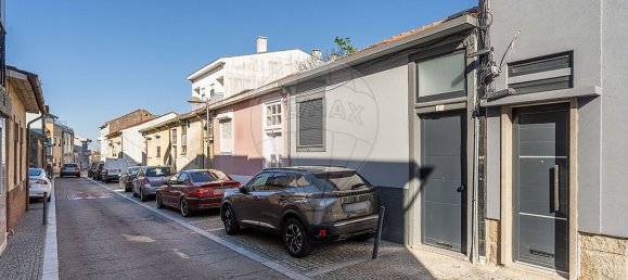 9 bedrooms House in Sao Mamede de Infesta, Portugal No. 26247 20