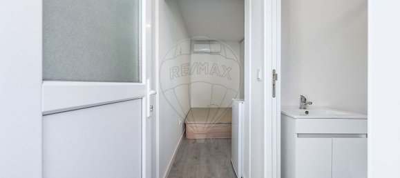 9 bedrooms House in Sao Mamede de Infesta, Portugal No. 26247 28