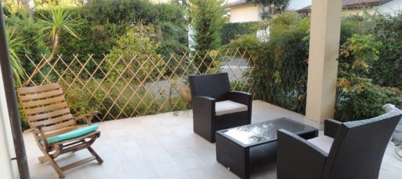 Villa de 5 habitaciónes en Forte dei Marmi, Italy No. 191711 22