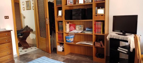 Квартира с 5 комнатами в Кастролиберо, Италия № 143650 19