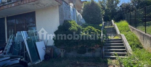 3 bedrooms Villa in Andezeno, Italy No. 288731 2