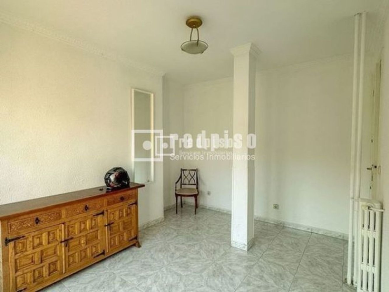 Apartamento de 3 dormitorios en Madrid, Spain No. 231065