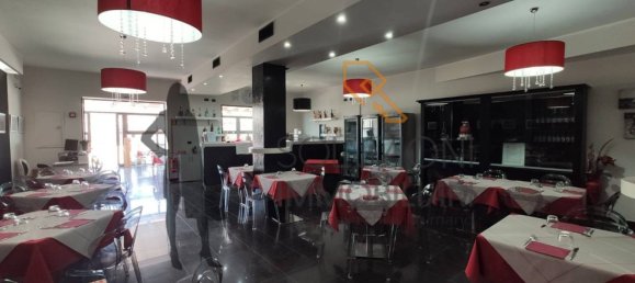 4-Zimmer Gewerbliche Immobilie in San Vito Lo Capo, Italy, Nr. 112679 14